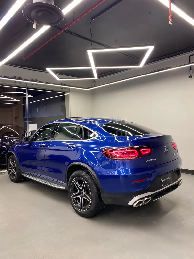 2023 مرسيدس - بنز جي إل سي 300 كوبيه