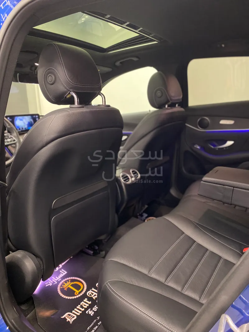 2023 مرسيدس - بنز جي إل سي 300 كوبيه