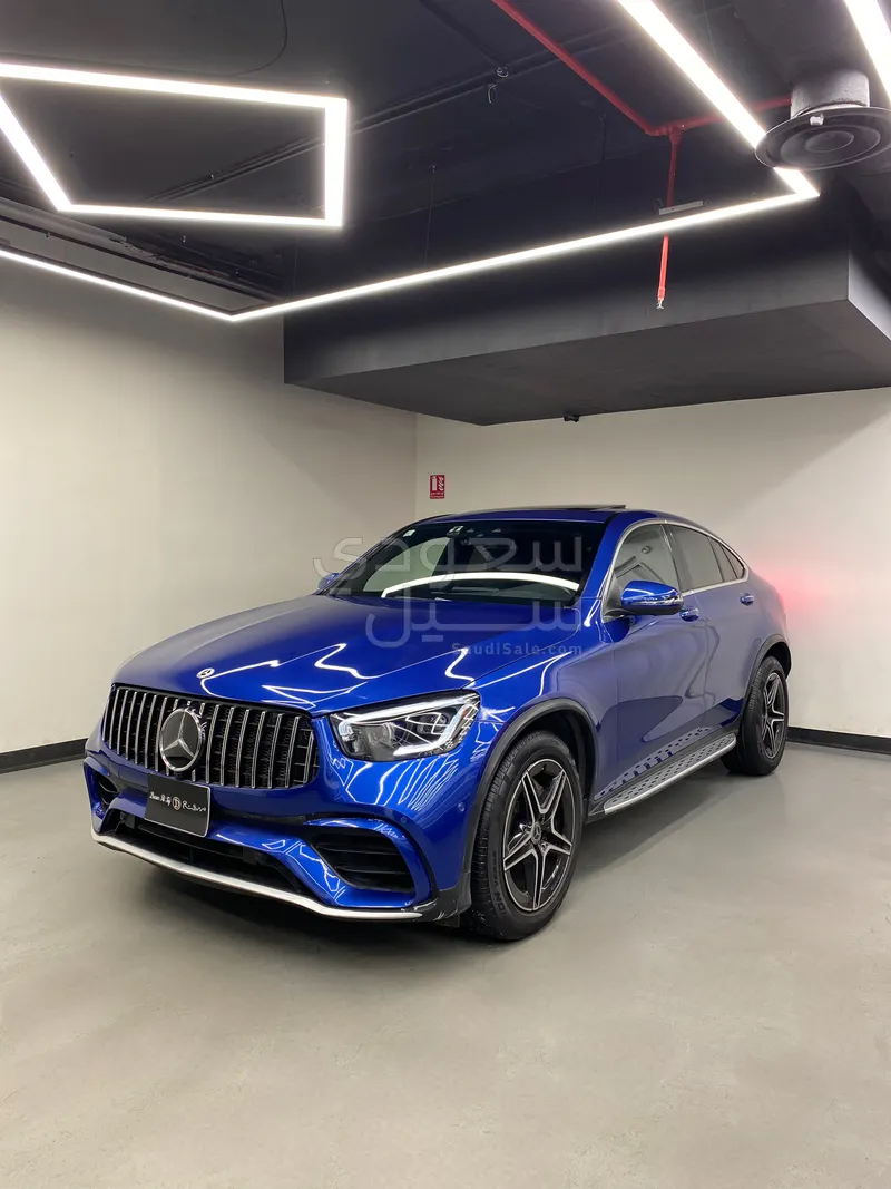 2023 مرسيدس - بنز جي إل سي 300 كوبيه