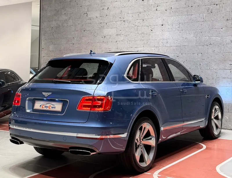 2018 بنتلي بنتايجا