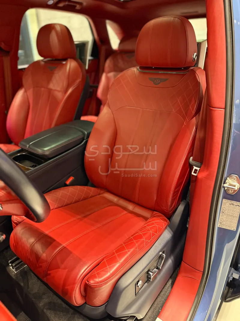 2018 بنتلي بنتايجا