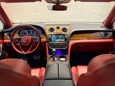 2018 بنتلي بنتايجا