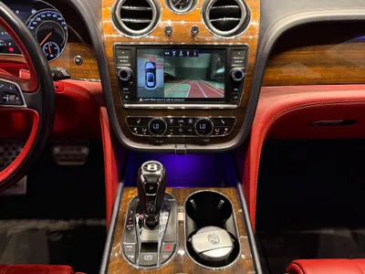 2018 بنتلي بنتايجا