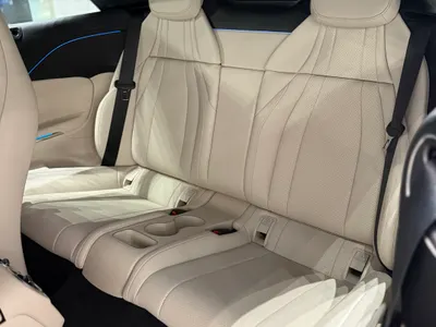 2025 مرسيدس - بنز سي إل إي 300