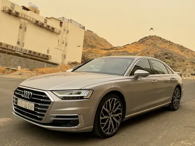 2020 اودي اي 8 ال 55تي اف اس أي