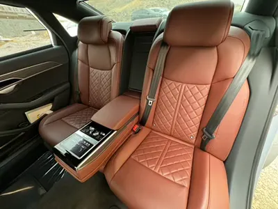 2020 اودي اي 8 ال 55تي اف اس أي