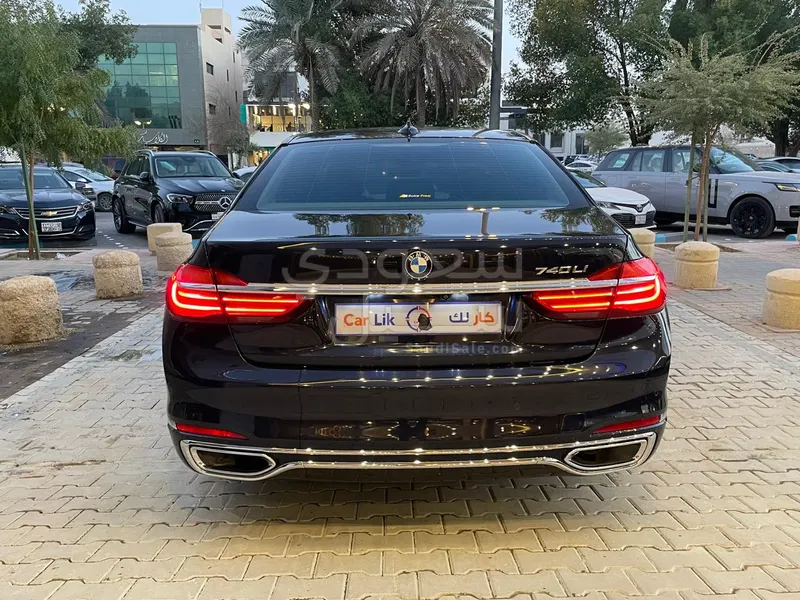 2018 بي ام دبليو الفئة السابعة 740 إل أي