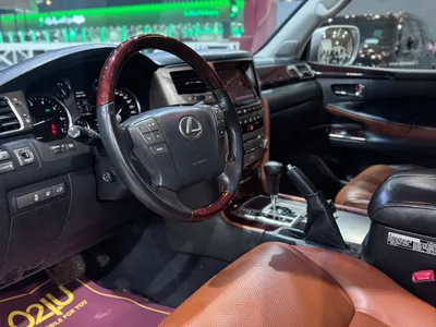 2013 لكزس إل إكس 570