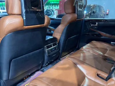 2013 لكزس إل إكس 570