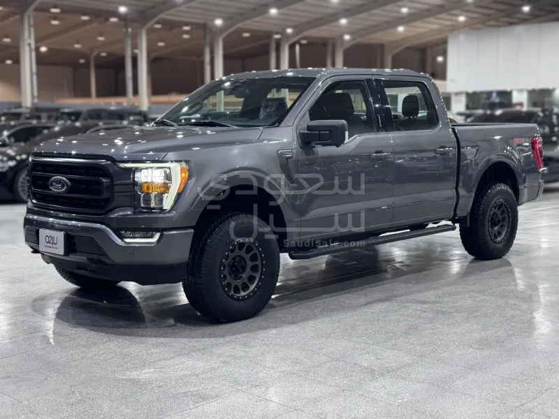 2023 فورد اف 150 اكس ال تي