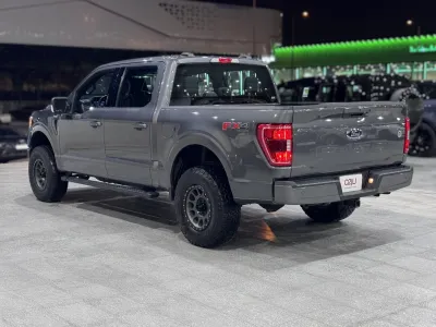 2023 فورد اف 150 اكس ال تي