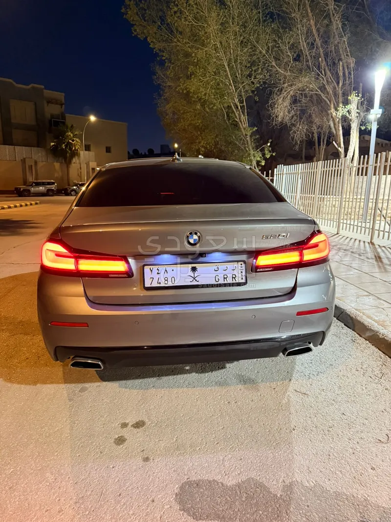 2023 بي ام دبليو الفئة الخامسة 520 أي