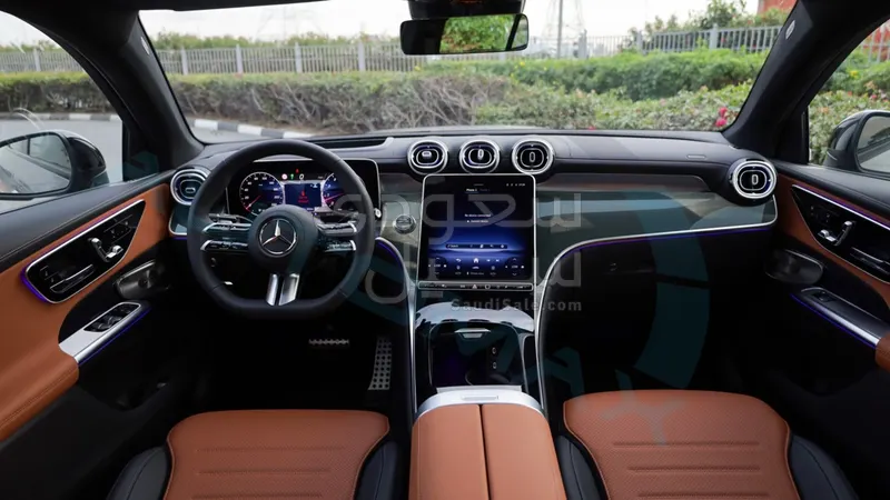 2026 مرسيدس - بنز جي إل سي 200 اي ام جي
