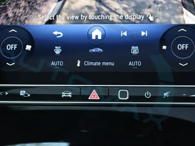 2026 مرسيدس - بنز جي إل سي 200 اي ام جي