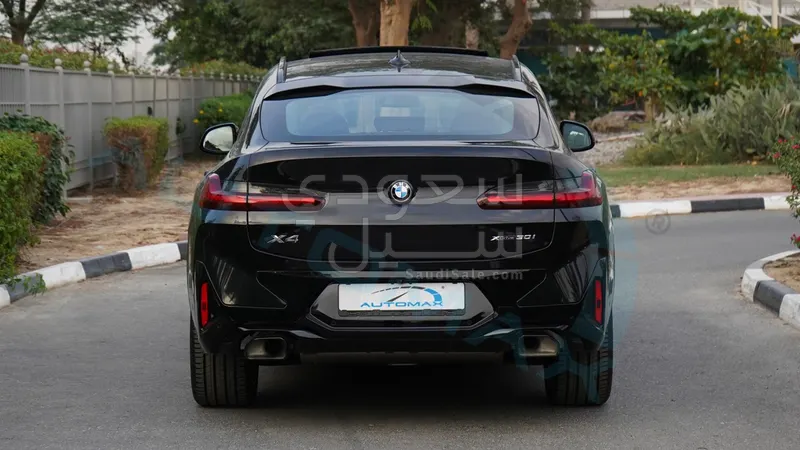 2025 بي ام دبليو الفئة اكس 4 ام كت