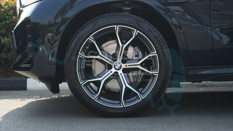 2026 بي ام دبليو الفئة اكس 6 إم كت