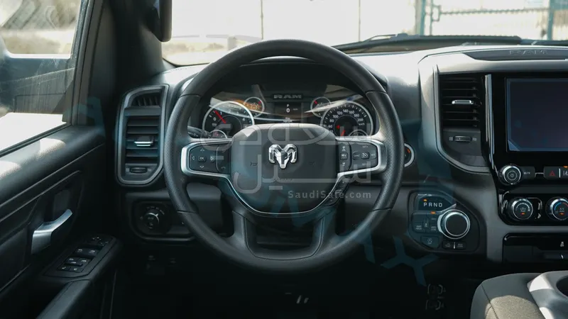 2025 دودج رام 1500 بيج هورن