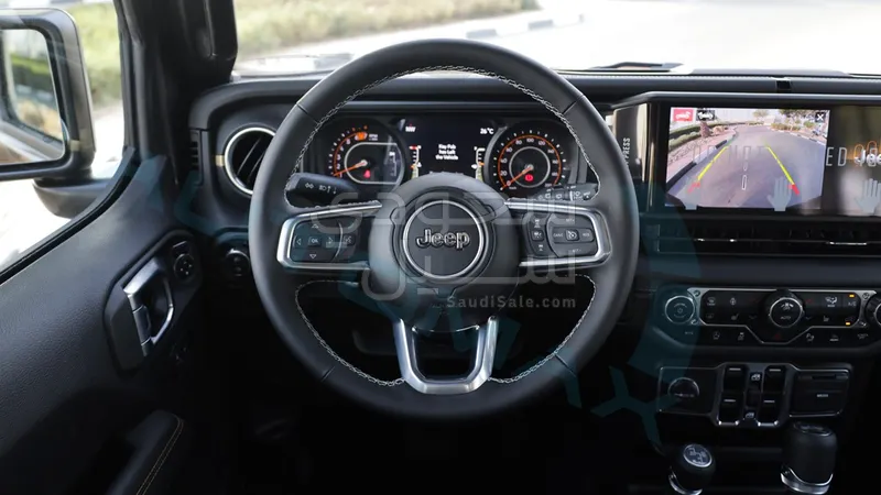 2025 جييب رانجلر صحارى