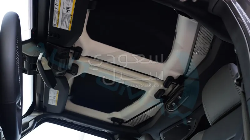 2025 جييب رانجلر صحارى