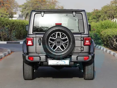 2025 جييب رانجلر صحارى