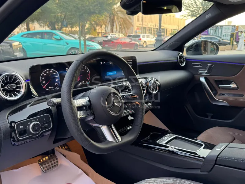 2026 مرسيدس - بنز أي 200