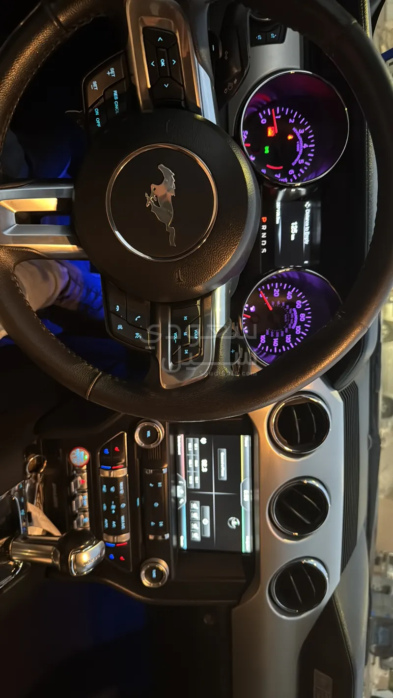 2015 فورد موستانغ ايكو بوست بريميوم