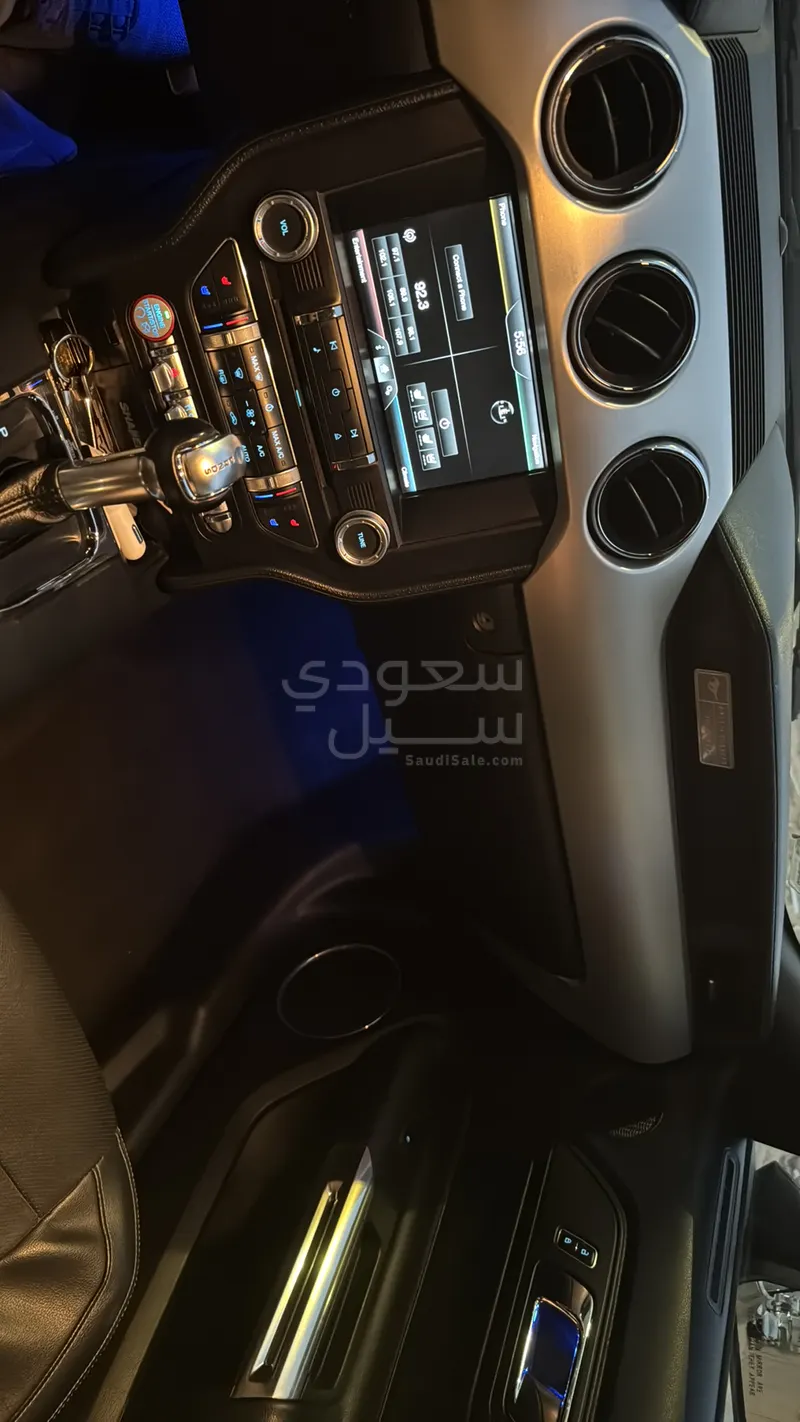 2015 فورد موستانغ ايكو بوست بريميوم