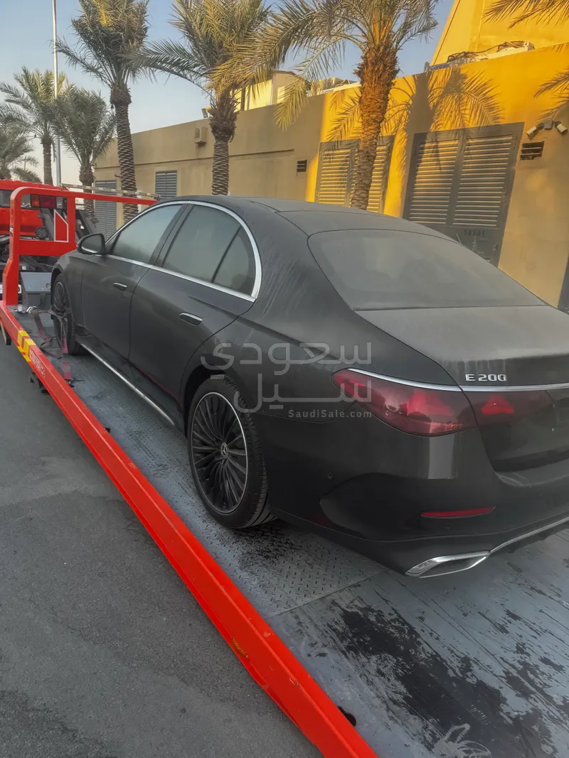 2026 Mercedes-Benz E 200 AMG