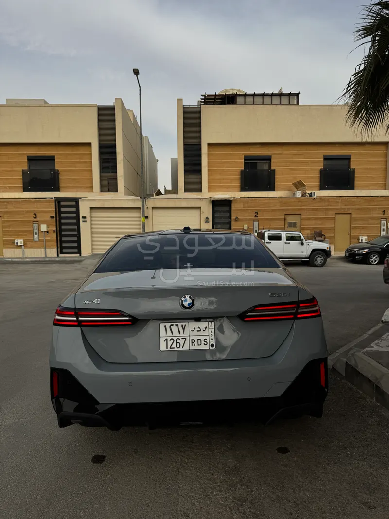 2024 BMW 5 Series 520i Mkit