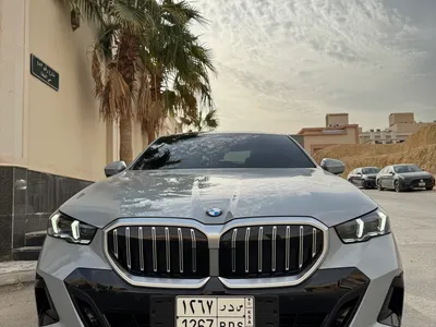 2024 بي ام دبليو الفئة الخامسة 520 أي إم كت