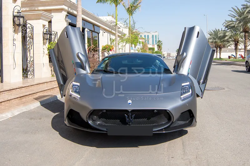 2022 مازيراتي إم سي 20