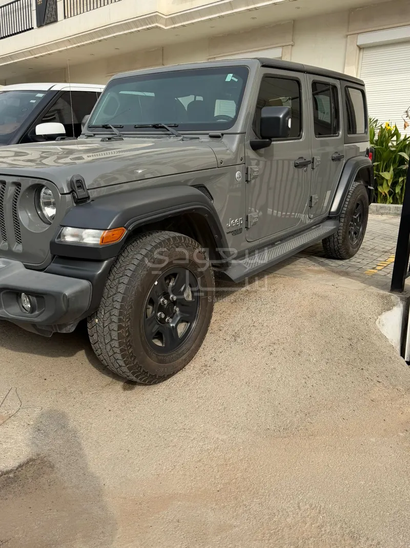 2021 جييب رانجلر سبورت