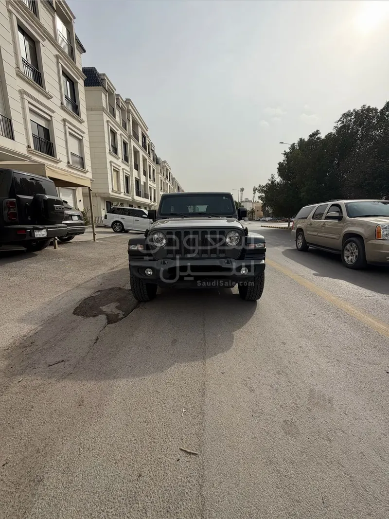 2021 جييب رانجلر سبورت