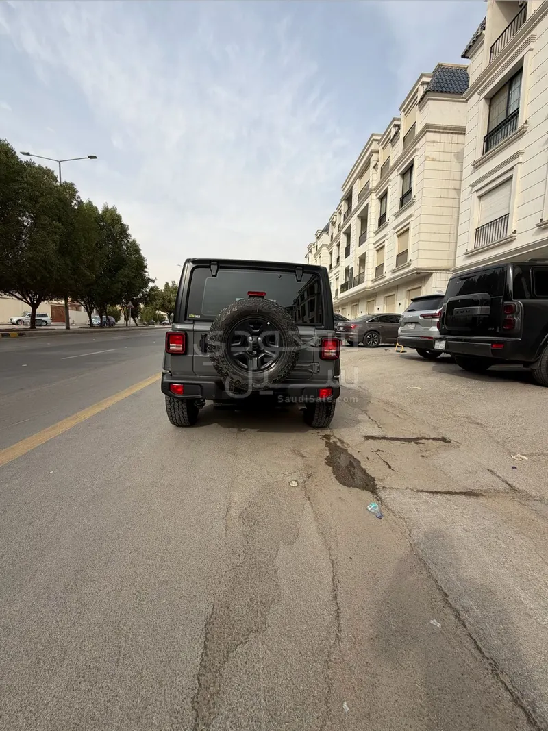 2021 جييب رانجلر سبورت