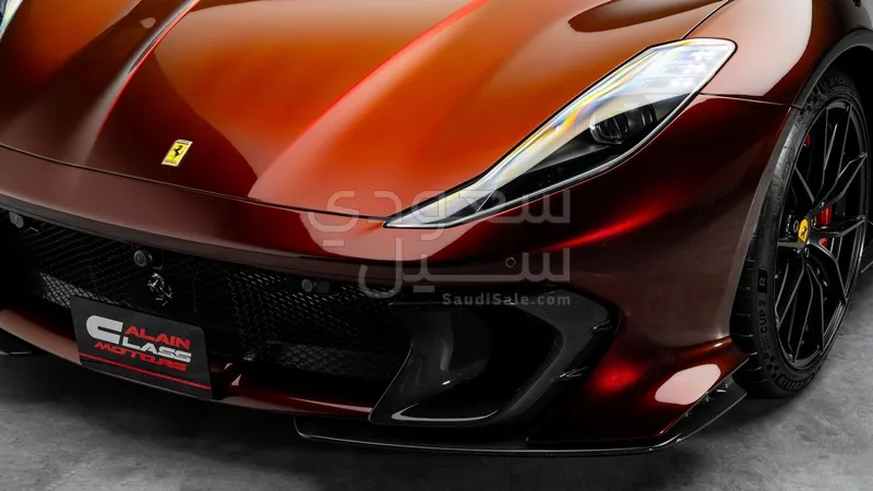 2023 فيراري 812 كومبتيزيوني