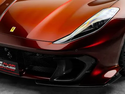 2023 فيراري 812 كومبتيزيوني