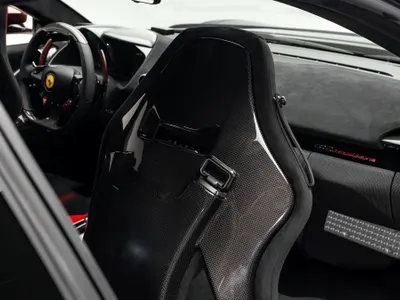 2023 فيراري 812 كومبتيزيوني