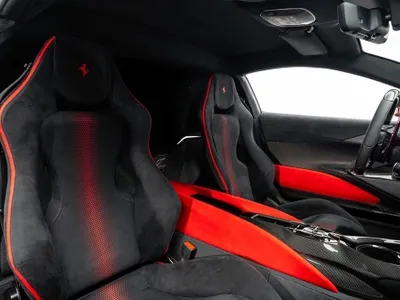 2023 فيراري 812 كومبتيزيوني