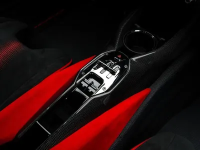 2023 فيراري 812 كومبتيزيوني