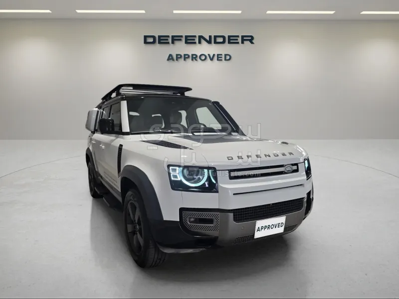 2025 لاند روفر ديفيندر اس اي