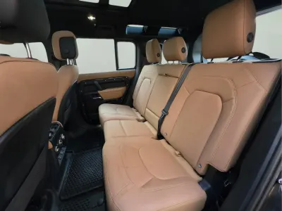 2026 لاند روفر ديفيندر اتش اس اي