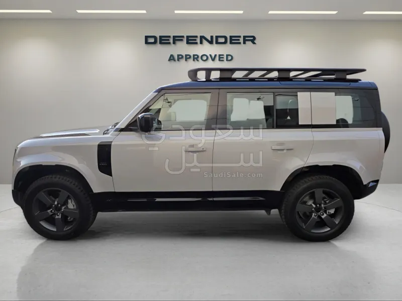 2026 لاند روفر ديفيندر اتش اس اي