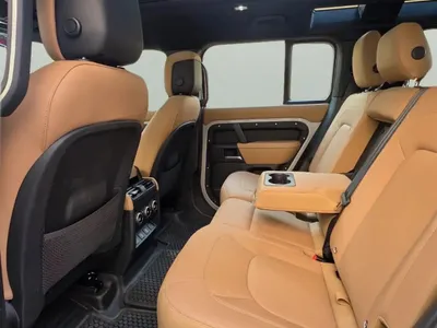 2026 لاند روفر ديفيندر اتش اس اي