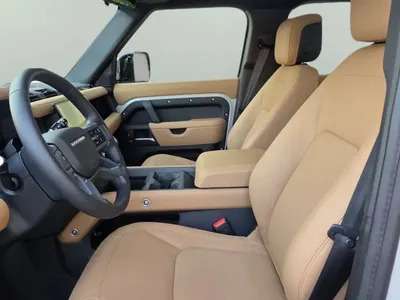 2026 لاند روفر ديفيندر اتش اس اي