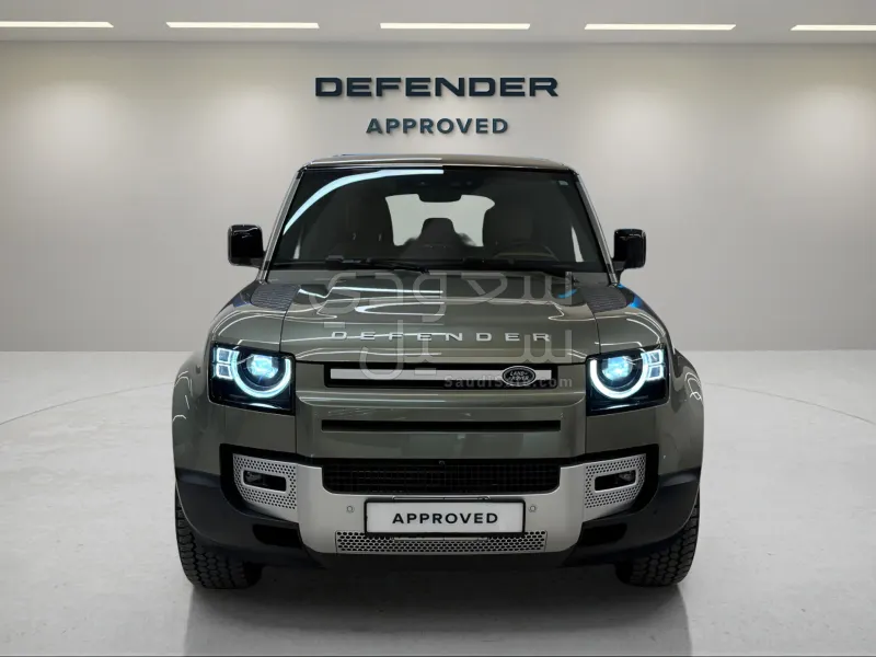 2024 لاند روفر ديفيندر اس اي