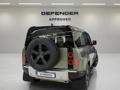 2024 لاند روفر ديفيندر اس اي