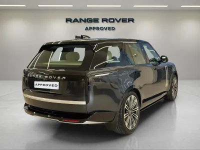 2024 لاند روفر رينج روفر اوتوبيوغرافي