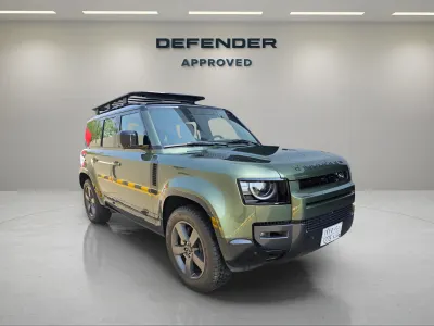 2026 لاند روفر ديفيندر اتش اس اي