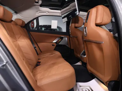 2026 بي ام دبليو الفئة السابعة 735أي