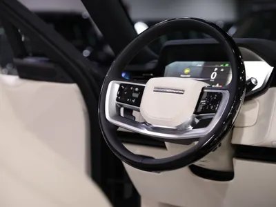 2026 لاند روفر رينج روفر اتش اس اي